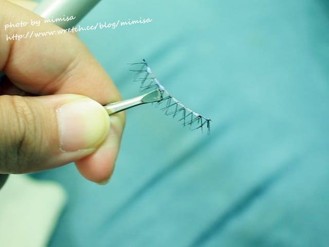 [技巧] 快。狠。準。的成功黏上* ~下假睫毛~ * !!!