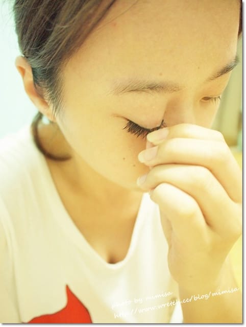 [睫毛] 9款假睫毛膠大評比。好的假睫毛膠讓你整天都輕鬆