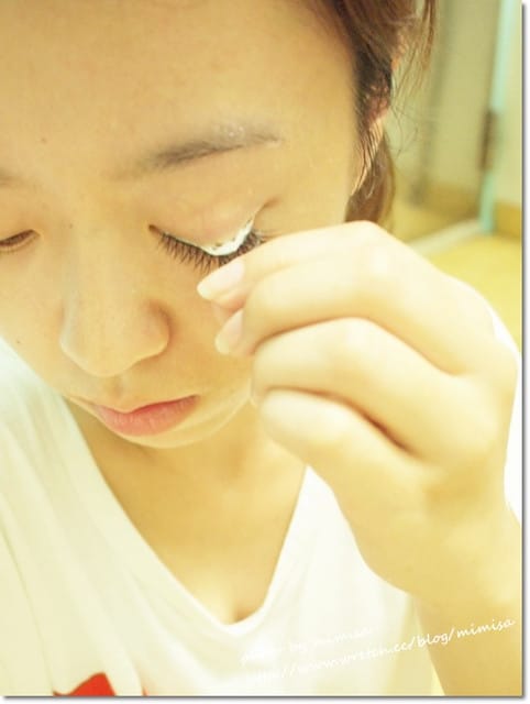 [睫毛] 9款假睫毛膠大評比。好的假睫毛膠讓你整天都輕鬆