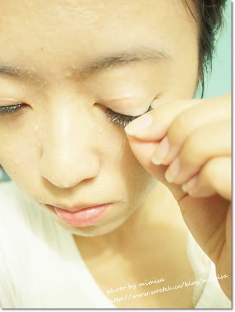 [睫毛] 9款假睫毛膠大評比。好的假睫毛膠讓你整天都輕鬆