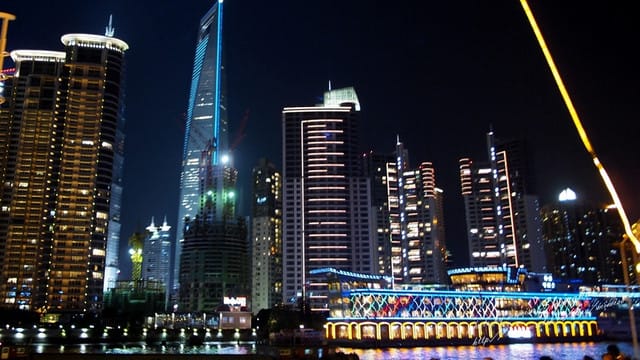 [大陸] 上海&蘇杭瞎買之旅。Day 6 上海黃浦江。絢爛的夜上海