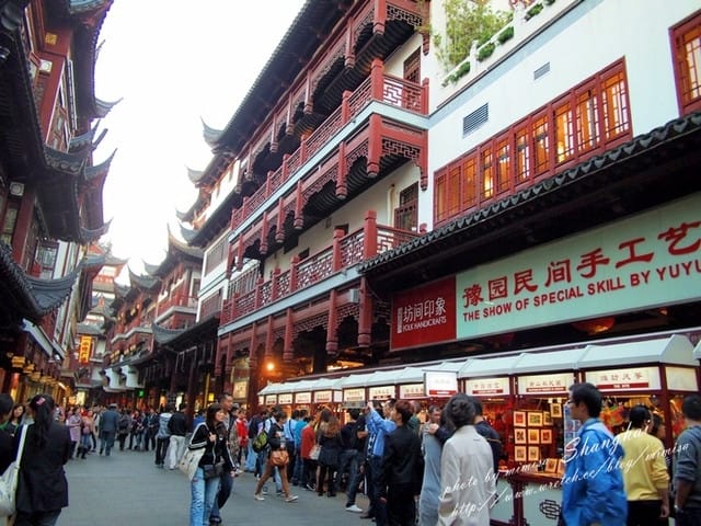 [大陸] 上海&蘇杭瞎買之旅。Day 6 上海豫園。美味的道地小吃全在這裡唷!!!