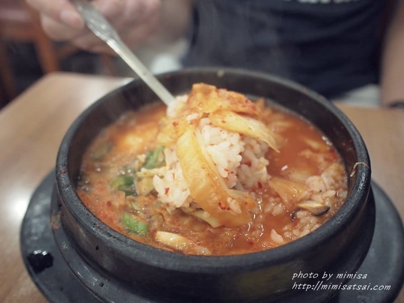 [韓國] 釜山必吃的大眾美食-友情石鍋拌飯우정 돌솥비빔밥전문점