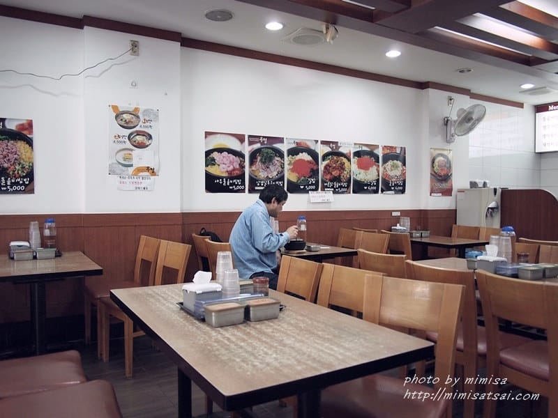 [韓國] 釜山必吃的大眾美食-友情石鍋拌飯우정 돌솥비빔밥전문점