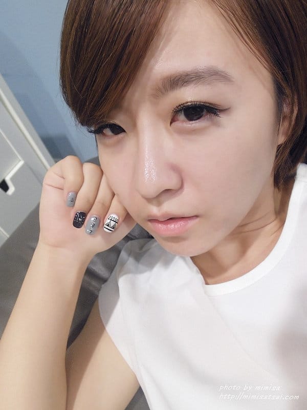 [光療] 幾合圖騰 x 鉚釘風光療指甲。新竹粉粉美甲工作室