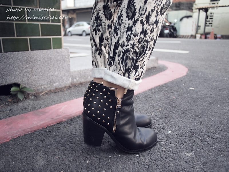 [鞋子] DAF 鉚釘帥氣短靴。近期陪我到處跑跳的一雙好靴