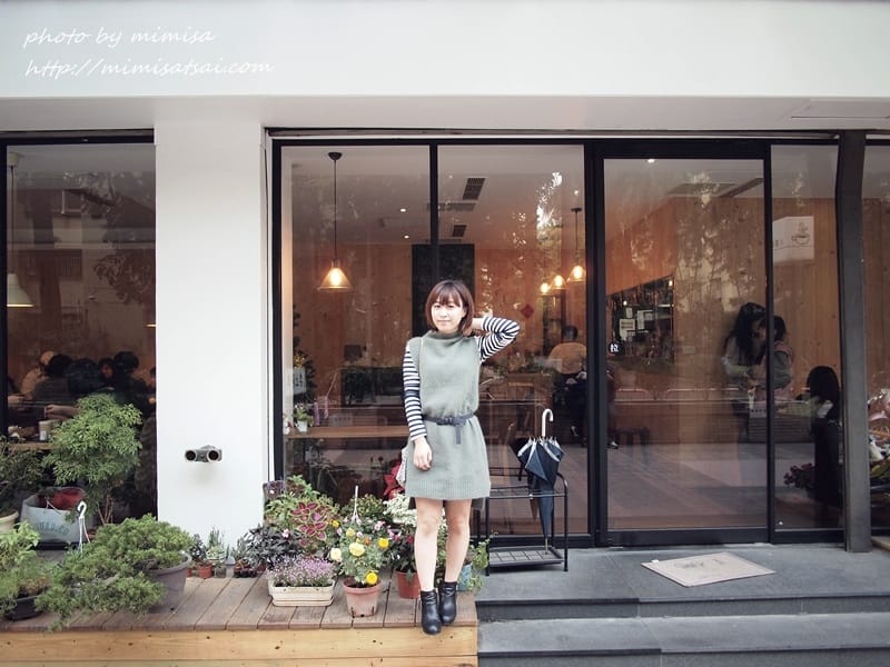 [鞋子] DAF 鉚釘帥氣短靴。近期陪我到處跑跳的一雙好靴