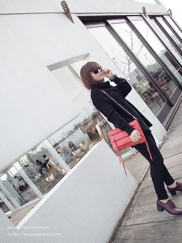 [分享] FE’CHA 露肩傘狀毛衣、短版襯衫、條紋T-shirt