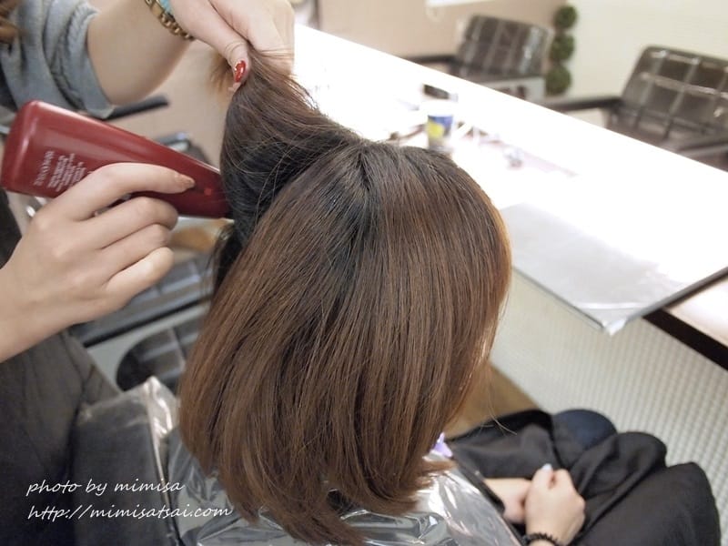 [髮型] 台北中山 BON BON HAIR。我也有輕盈春意的亞麻綠囉!!!