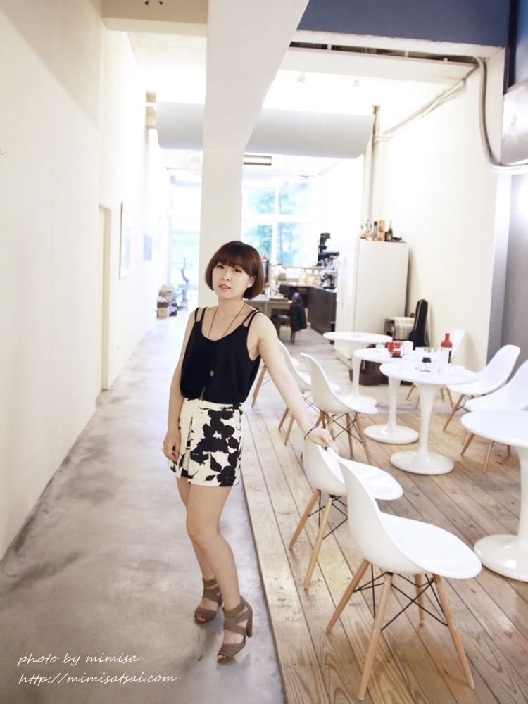 [分享] MOONCAT PRINT SHORTS LOOKBOOK 貓咪曬月亮印花短褲