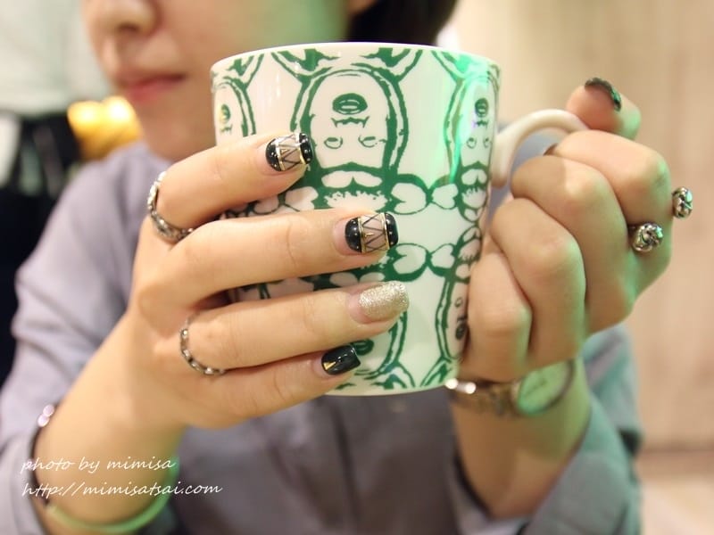 [光療] 維持度超高的金屬簍空小搖滾風光療指甲。新竹粉粉美甲工作室