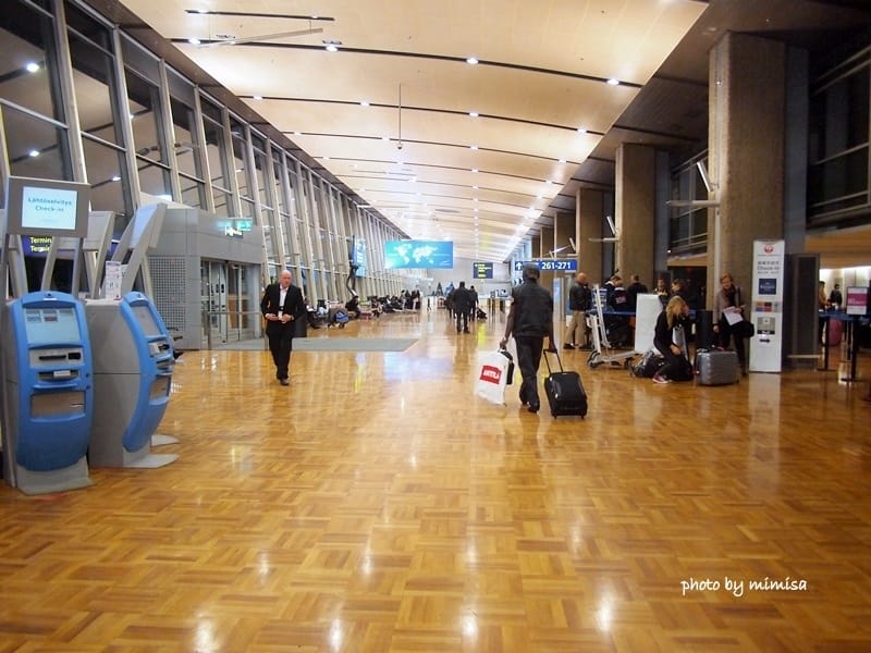 [北歐] 夢幻童話故事的蜜月自助行。芬蘭赫爾辛基萬塔機場Helsinki Vantaa Airport & 芬蘭航空