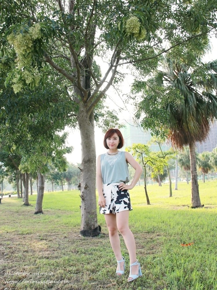 [鞋子] ASOS實在是太好逛了。NEW LOOK baby藍高跟涼鞋
