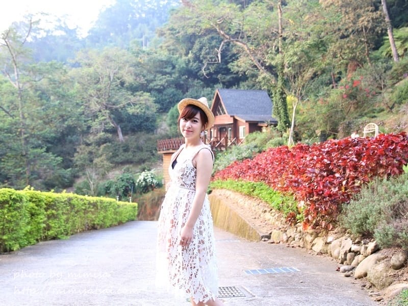 [分享] DDADDADDA簍空蕾絲長洋裝。首次在USTYLE SHOP購買