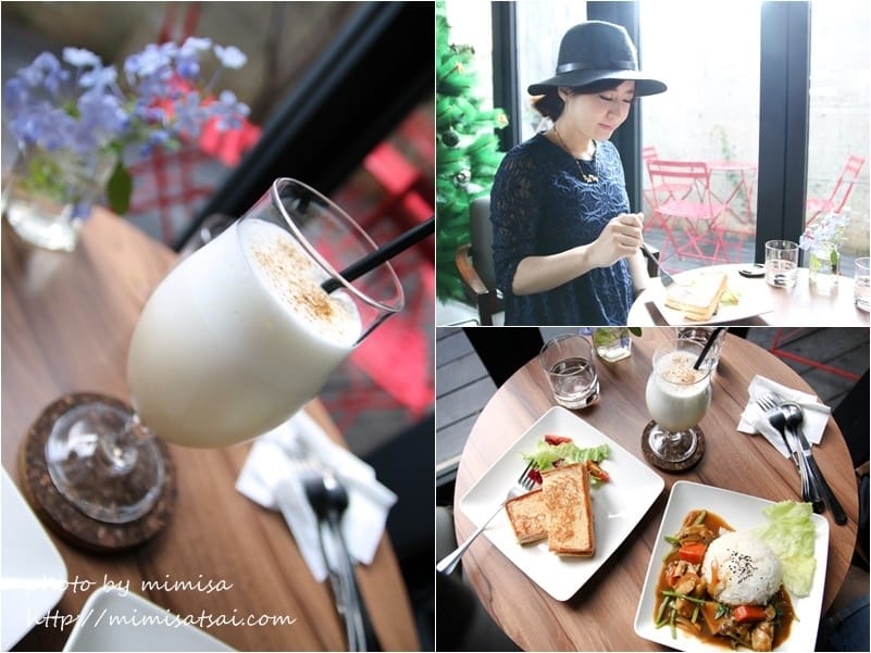 [分享] Cherrykoko 藍色蕾絲洋裝。來去慶祝歡樂的12月