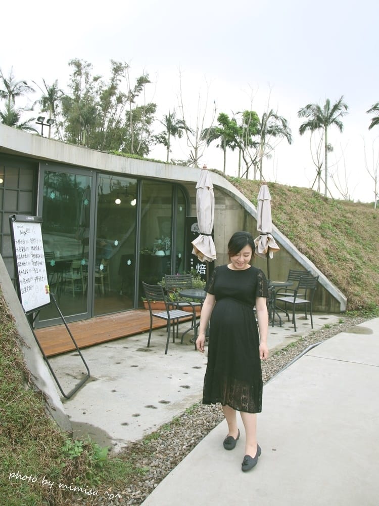 [分享] GU條紋休閒洋裝 & LOVFEE蕾絲雕花洋裝。孕媽咪最後的穿搭分享