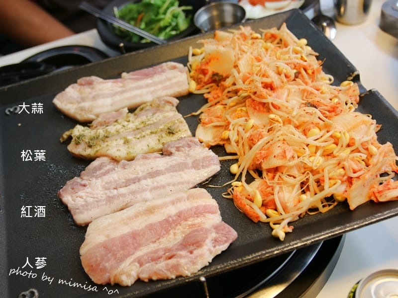 [美食] 台北 來自韓國超高CP值正宗八色烤肉。一次擁有八種不同的美味饗宴