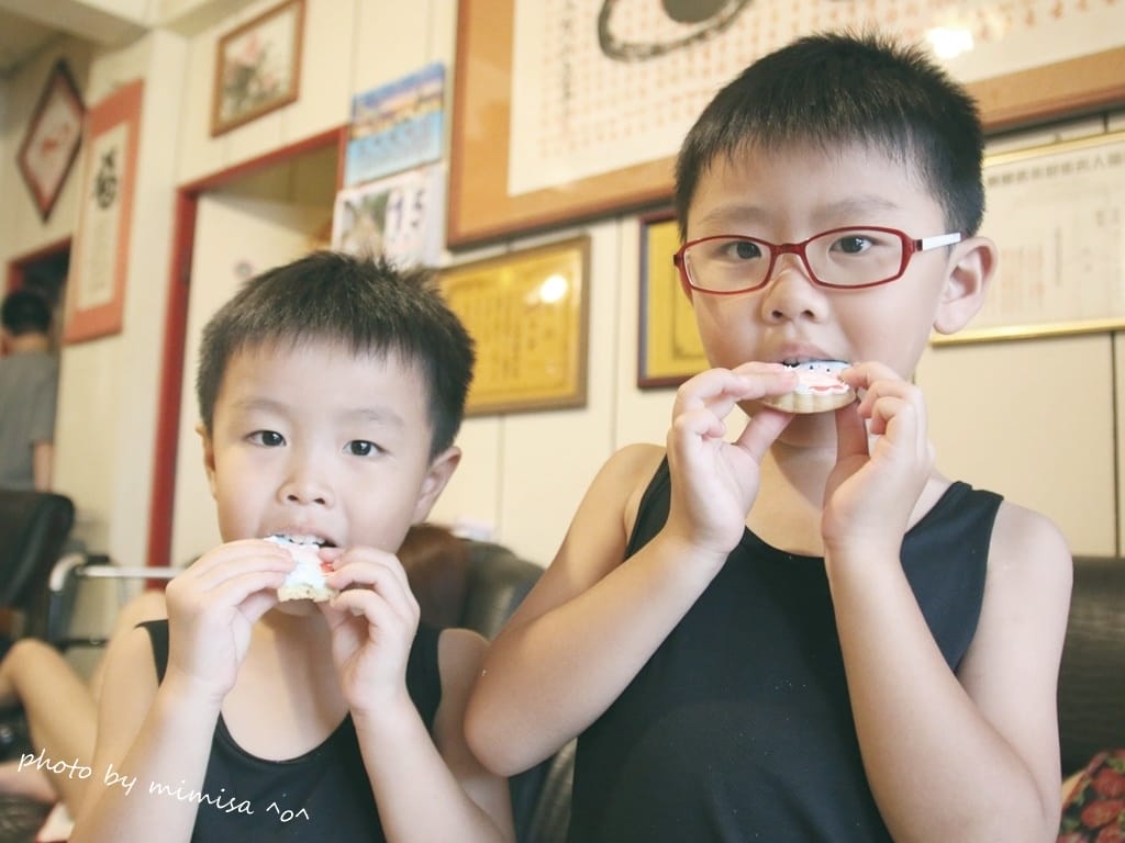 [BABY] 賴虎底迪滿4個月來收涎趴囉!!!日光和煦收涎/生日/婚禮餅乾