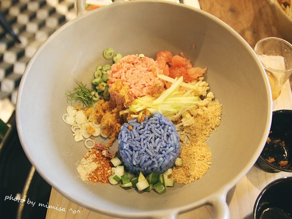 [美食] 台中 Thaï.J。花園中的泰式料理