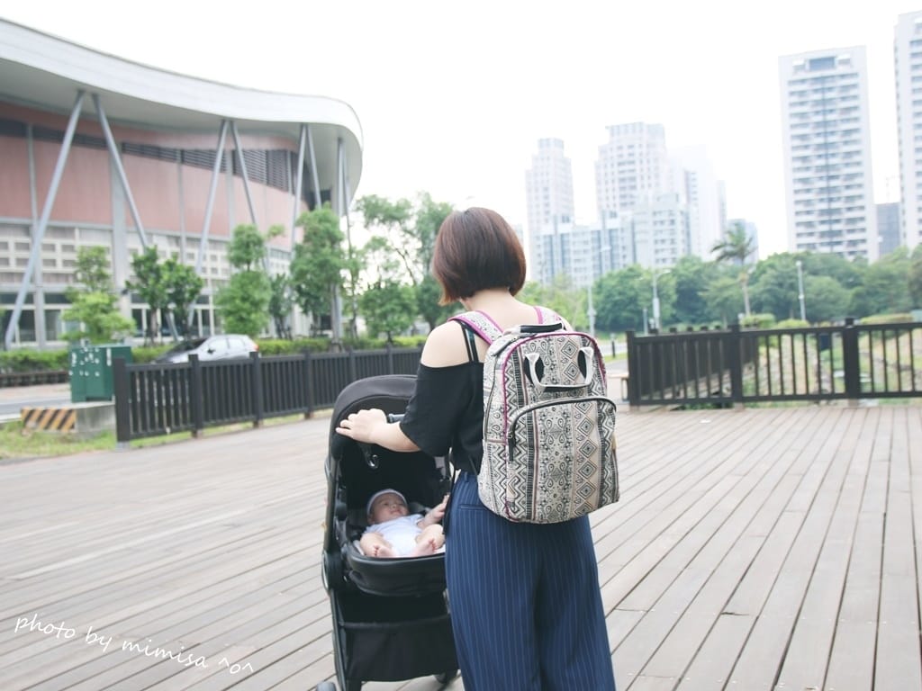 [媽咪] LASSIG德國時尚媽媽包。讓我輕輕鬆鬆獨自帶寶寶出遊去