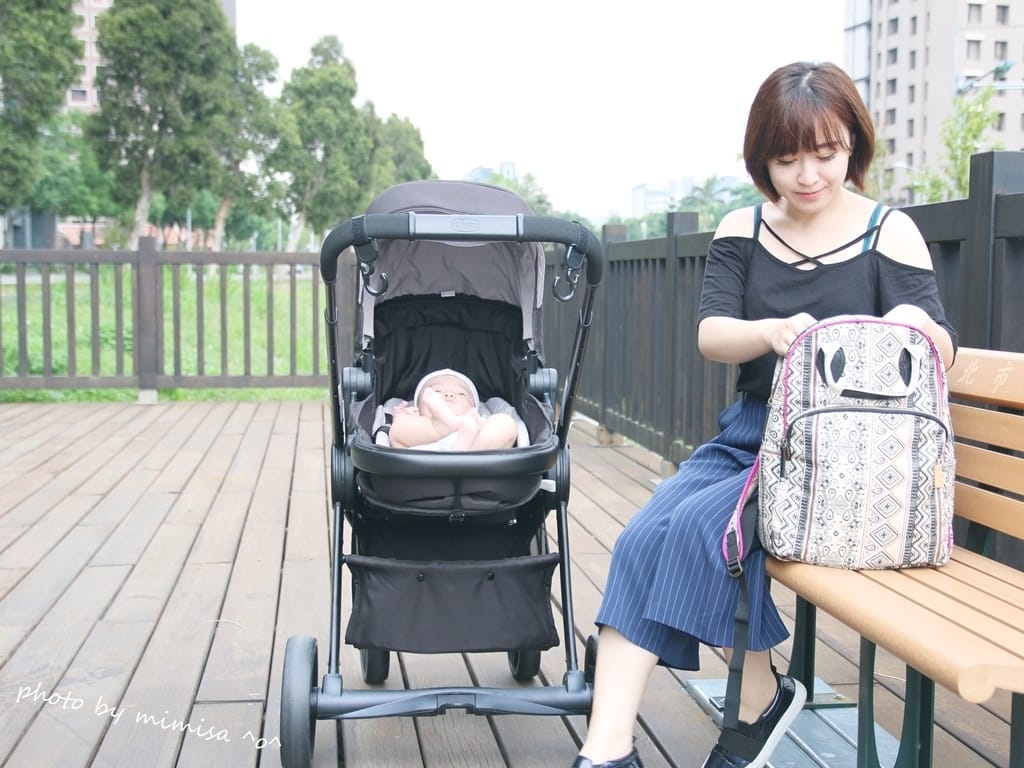[媽咪] LASSIG德國時尚媽媽包。讓我輕輕鬆鬆獨自帶寶寶出遊去