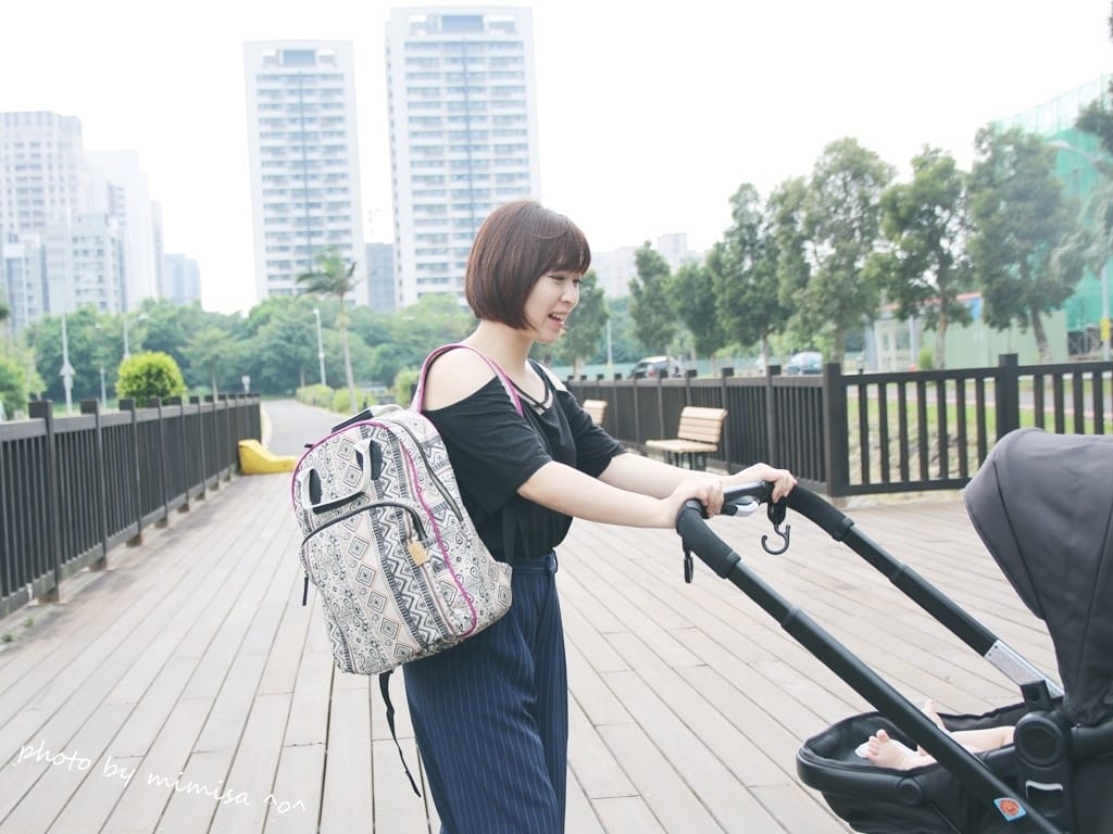 [媽咪] LASSIG德國時尚媽媽包。讓我輕輕鬆鬆獨自帶寶寶出遊去