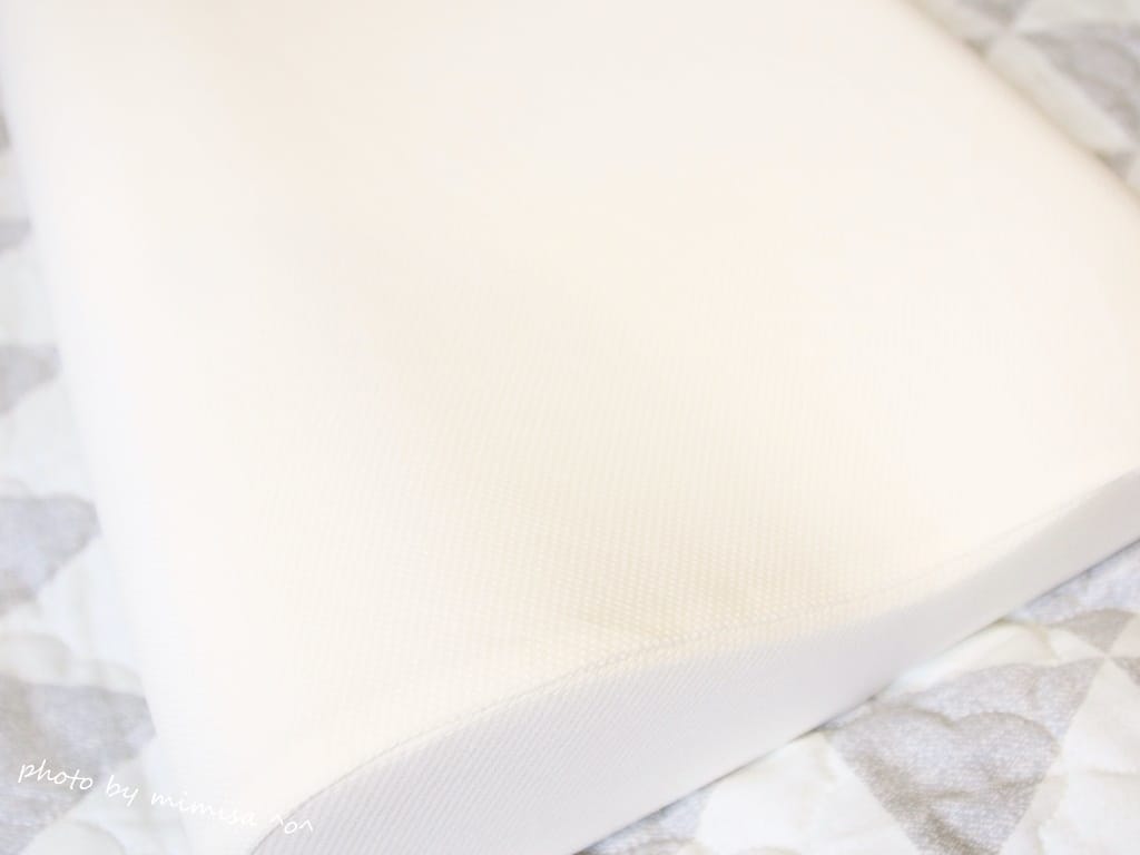 [居家] Flotemp Air福樂添冰晶頸枕。讓我一夜好眠到天明