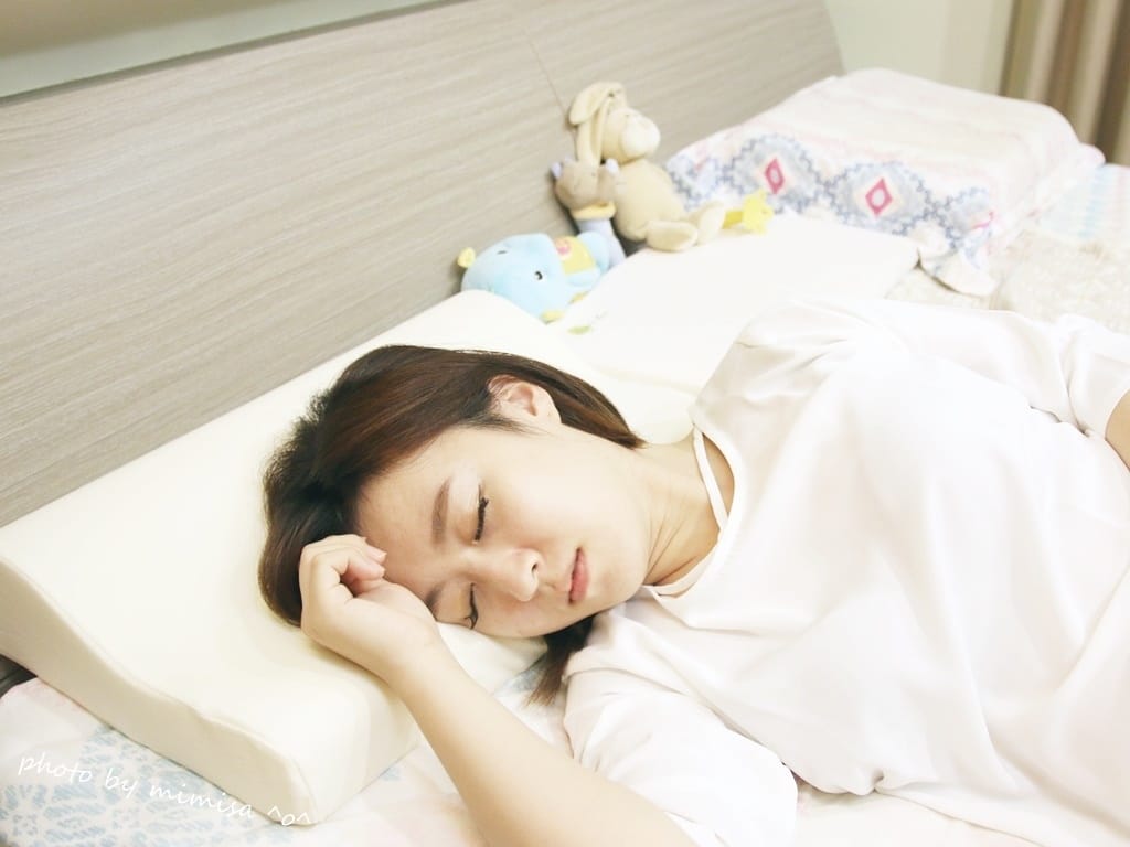 [居家] Flotemp Air福樂添冰晶頸枕。讓我一夜好眠到天明