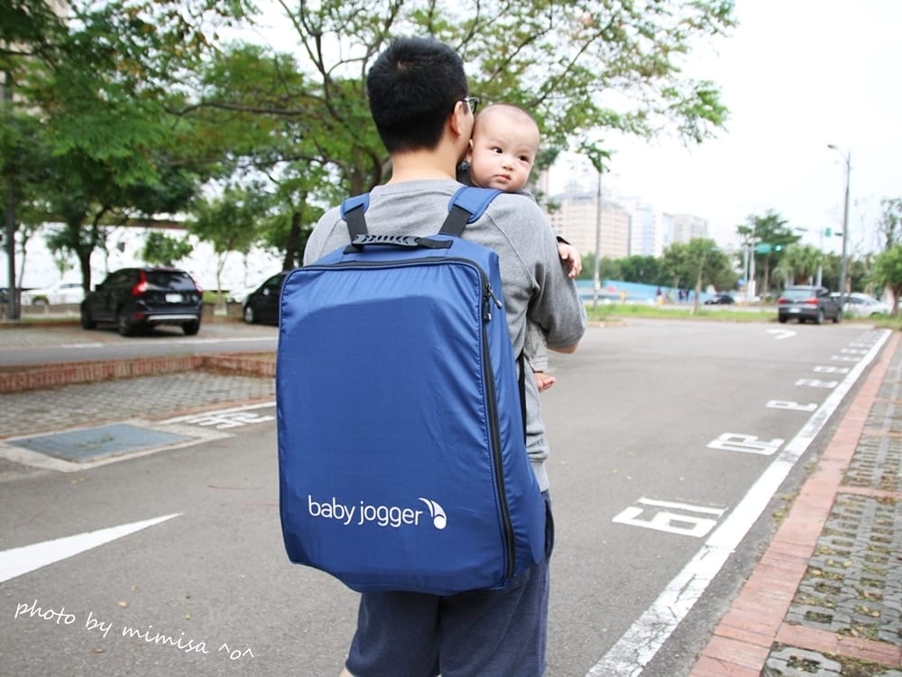 [BABY] baby jogger city tour 輕量旅行車。輕巧到連海關都大呼驚奇!!!