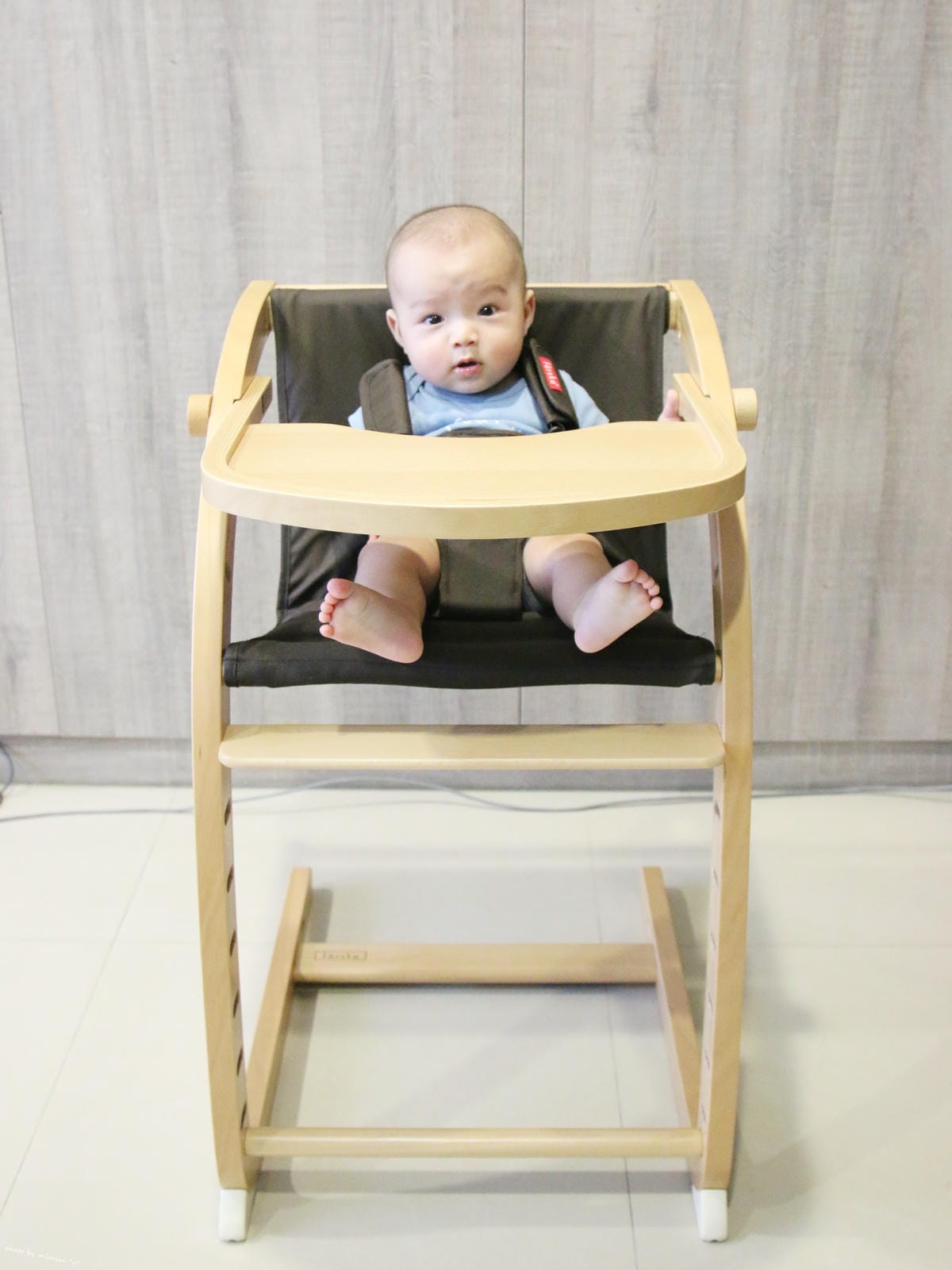 [BABY] 日本farska實木陪伴成長椅。是寶貝的搖椅/餐椅，也是讓居家空間更美的一張椅子
