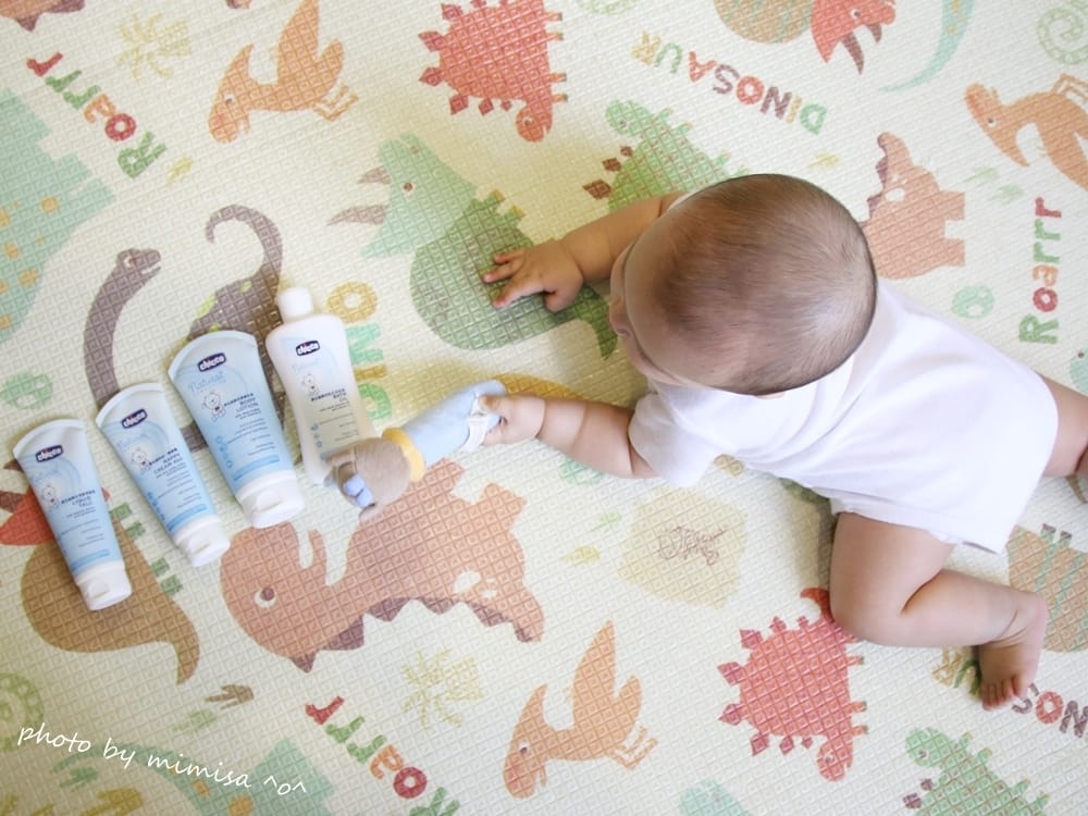 [BABY] Chicco原生脂系列讓寶寶回到最自然的呵護。沐浴油、潤膚乳液、四合一護膚膏及液態爽身粉