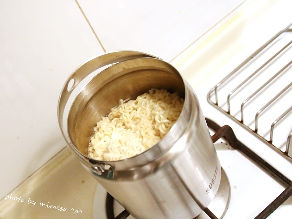 [居家] WOKY沃廚不鏽鋼免電燜煮提鍋3.2L。讓我輕鬆成為優雅的煮婦!!!