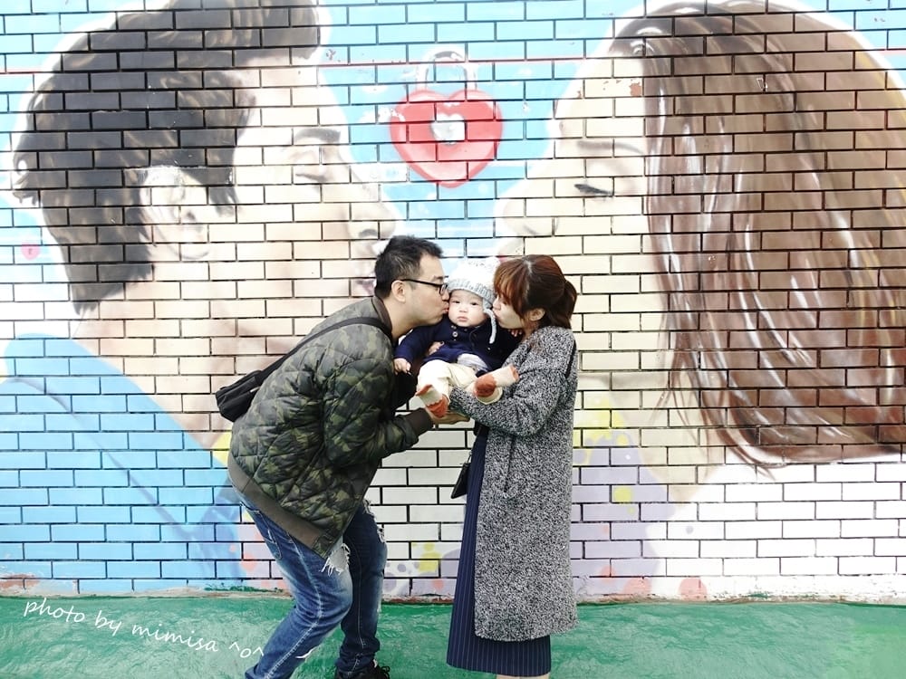 [BABY] 翻爬坐的7、8、9個月。帶小孩只不過是一塊小蛋糕(好狂妄的樂觀傻媽咪)