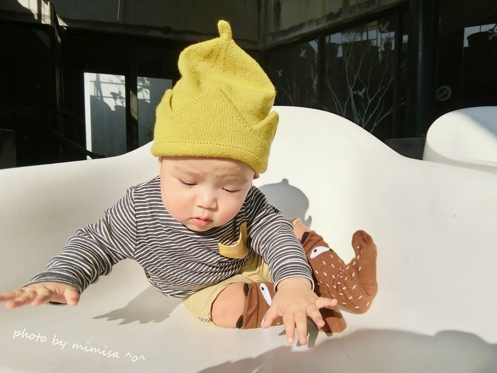 [BABY] 翻爬坐的7、8、9個月。帶小孩只不過是一塊小蛋糕(好狂妄的樂觀傻媽咪)