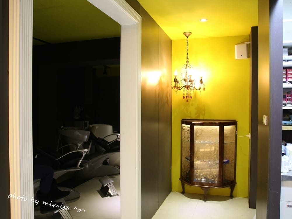 [髮型] 台北東區激賞髮型。一次就愛上的CPF離子護和霧感藍綠色調的染髮