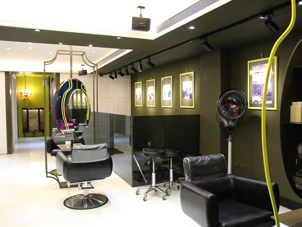 [髮型] 台北東區激賞髮型。一次就愛上的CPF離子護和霧感藍綠色調的染髮