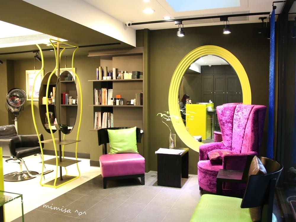 [髮型] 台北東區激賞髮型。一次就愛上的CPF離子護和霧感藍綠色調的染髮