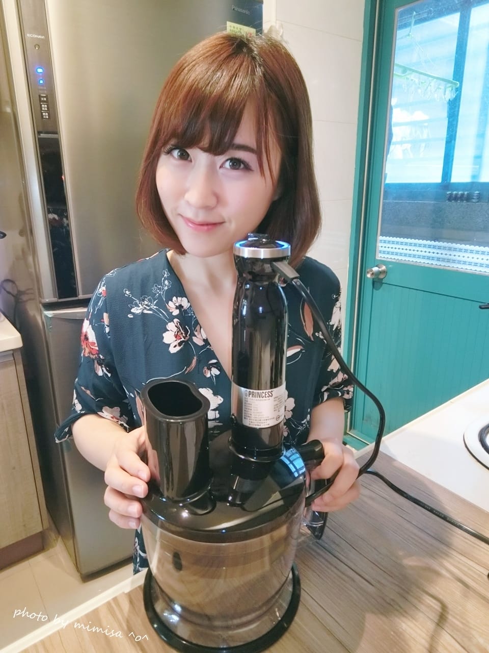 [居家] 荷蘭公主手持式食物調理攪拌棒。成為優雅的家庭煮婦並不難!!!