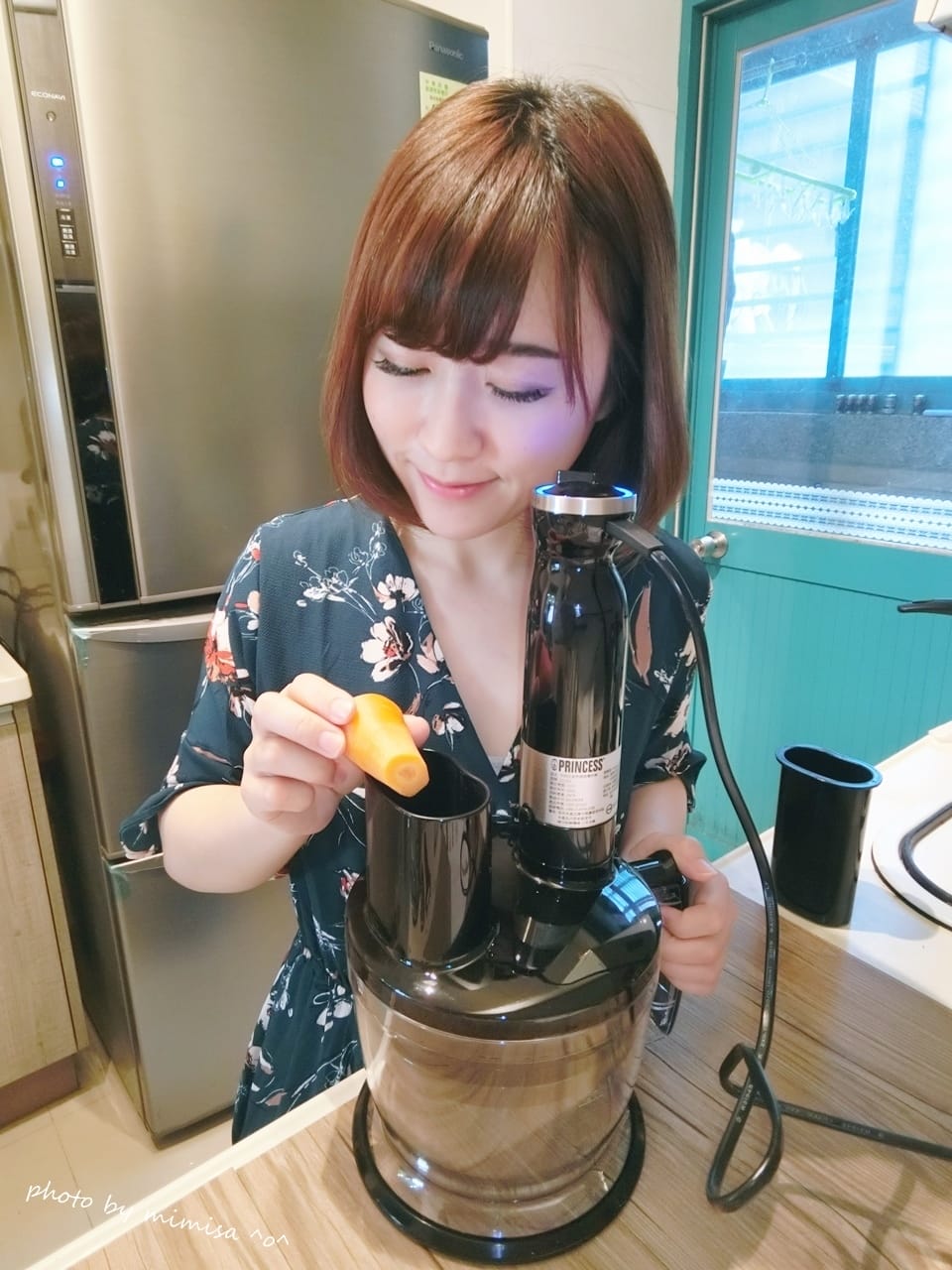 [居家] 荷蘭公主手持式食物調理攪拌棒。成為優雅的家庭煮婦並不難!!!