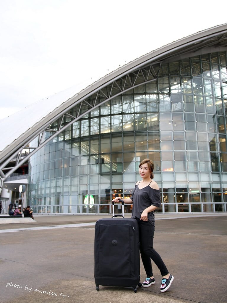 [行李箱] KIPLING SUPER HYBRID行李箱。陪著我擁有美好回憶的好夥伴