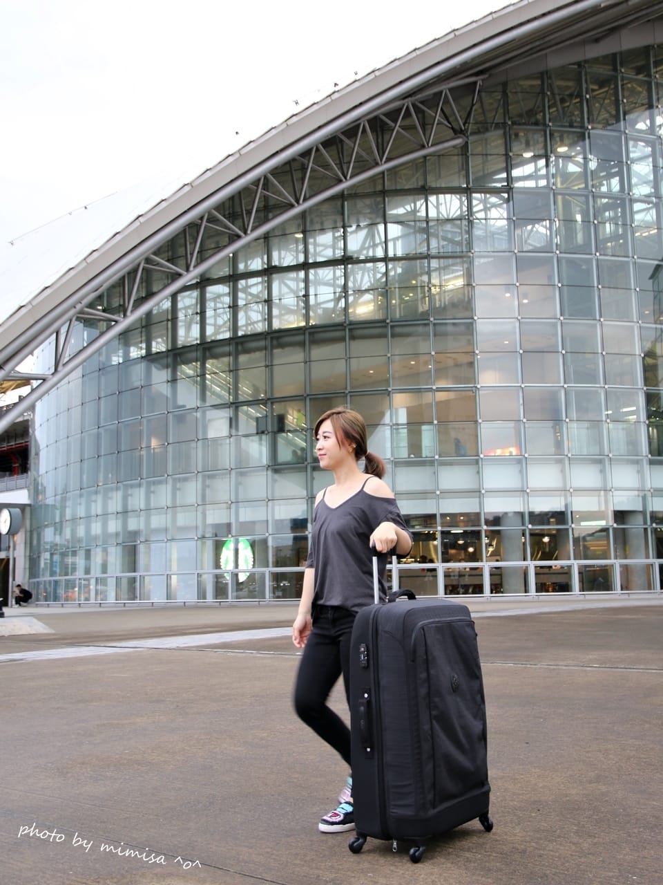 [行李箱] KIPLING SUPER HYBRID行李箱。陪著我擁有美好回憶的好夥伴