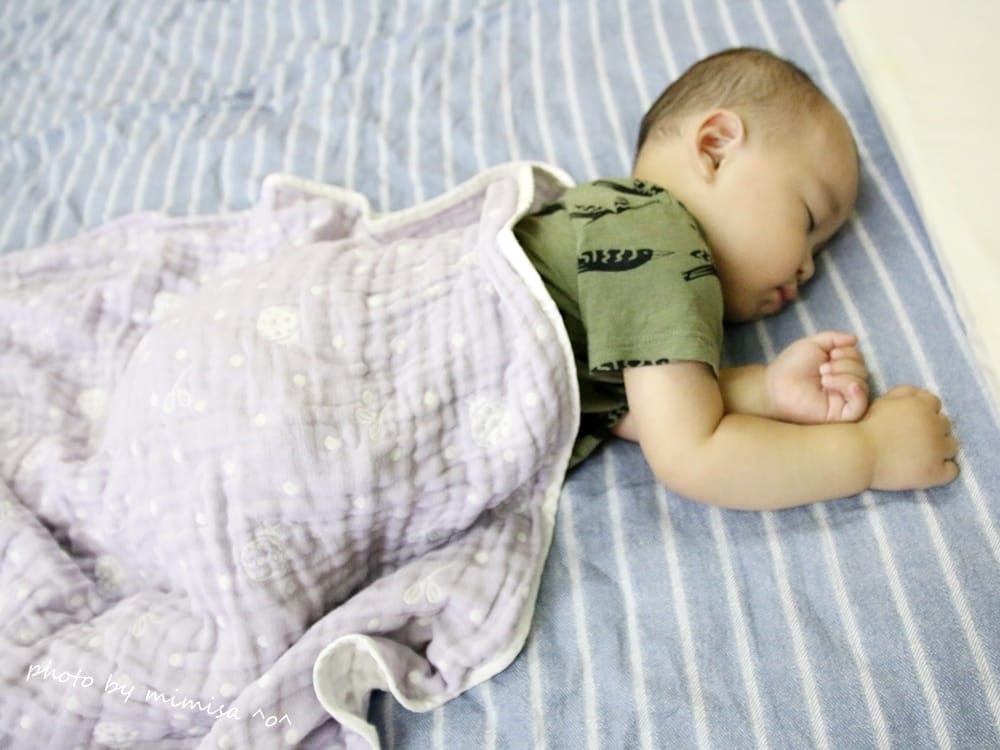 [BABY] nac nac 四層紗幸福瓢蟲防踢被&四季薄被。讓寶貝有個香甜的好眠