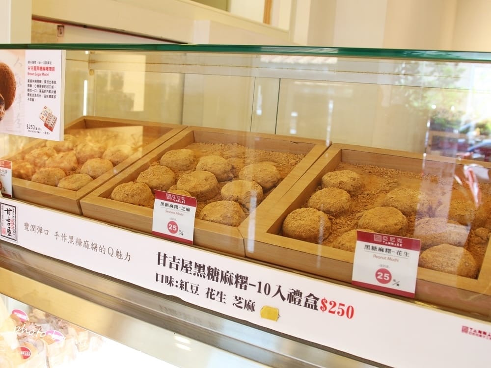 [下午茶] 團購冠軍生乳捲亞尼克萬里創始店。歐多桑の笑顏&限定芒果塔讓我幸褔滿滿