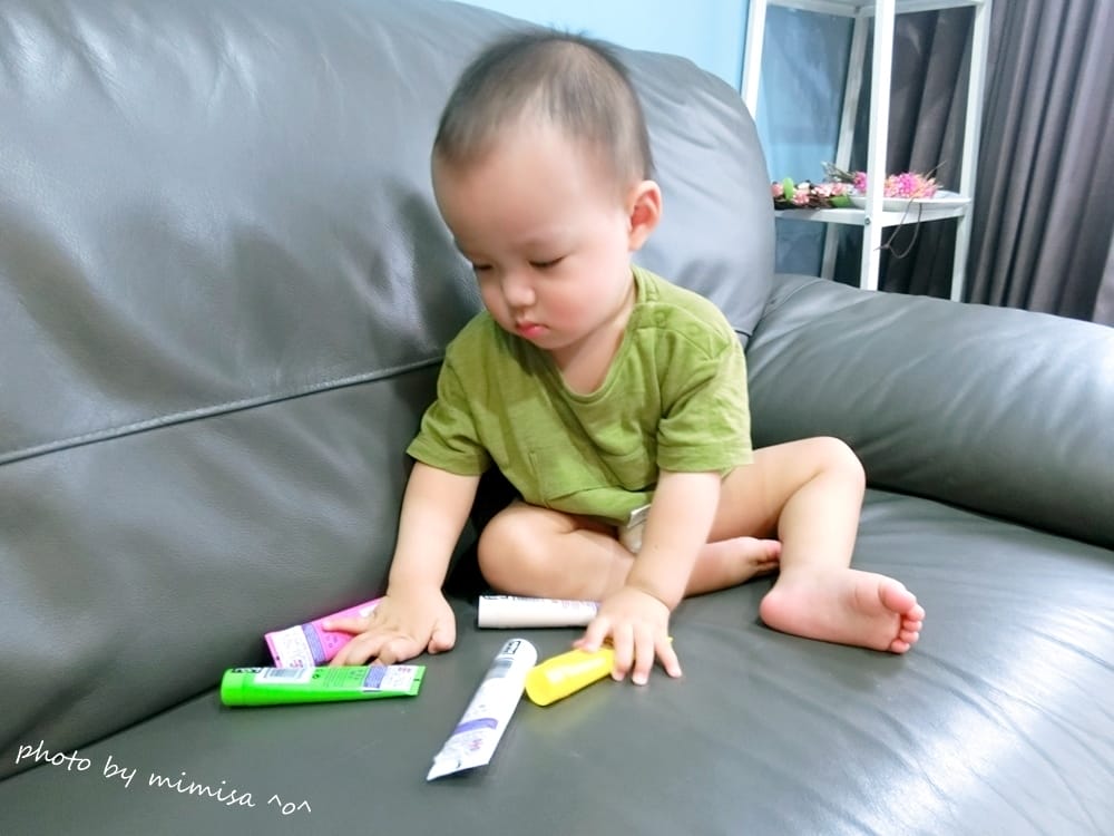 [身體保養] 紫樹神奇萬用膏。跟著英國女孩一起將它列入包包必備美妝小物