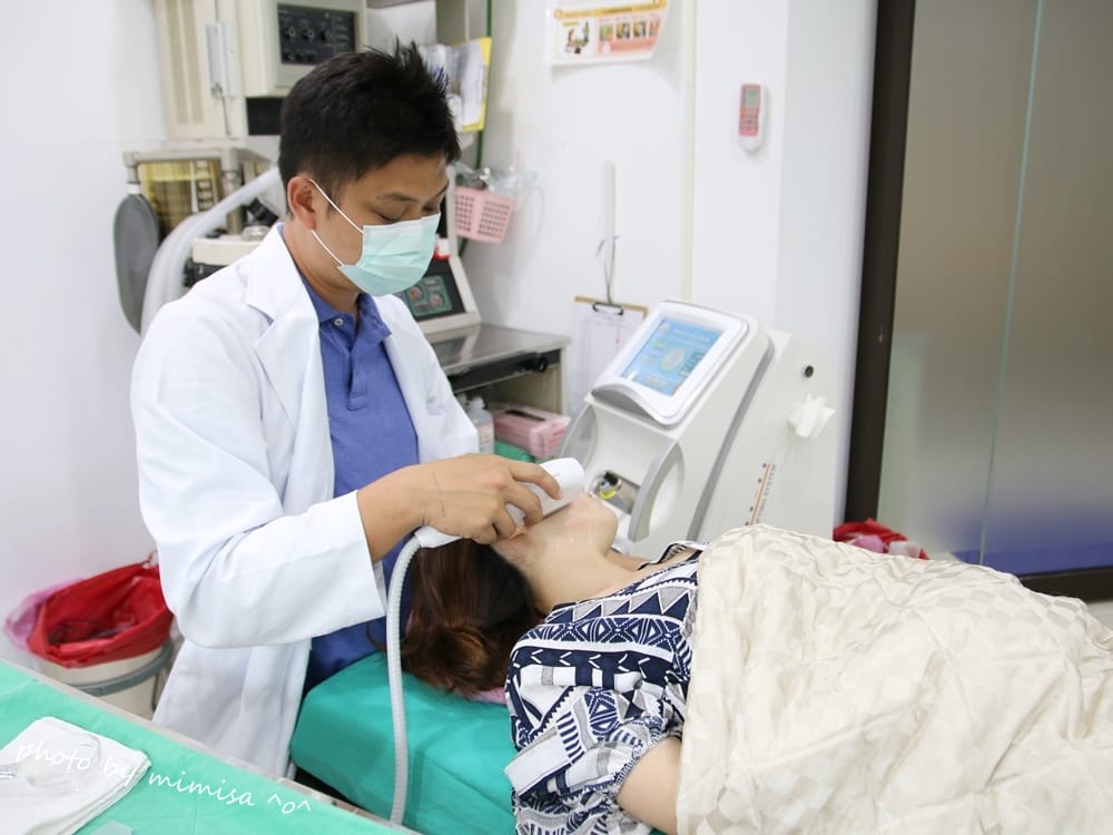 [醫美] 聖宜診所新竹店。V無痕音波讓我擺脫鬆垮老皮臉