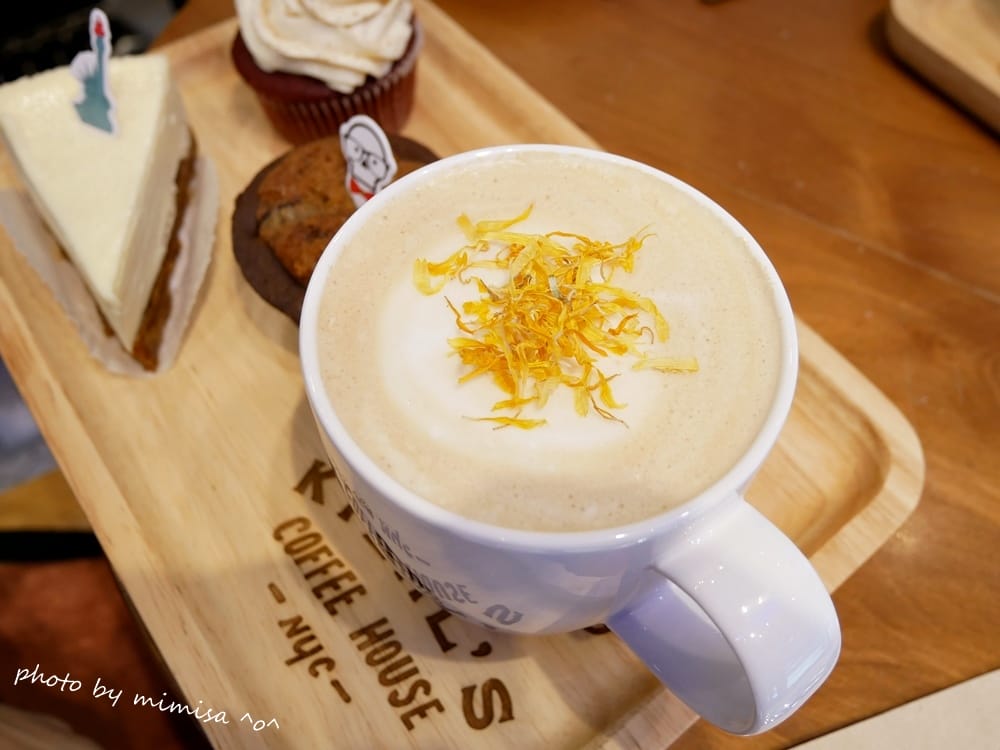 [下午茶] 新光三越A11 KIEHL’S COFFEE HOUSE。一起來品嘗令人舒壓療癒的金盞花拿鐵