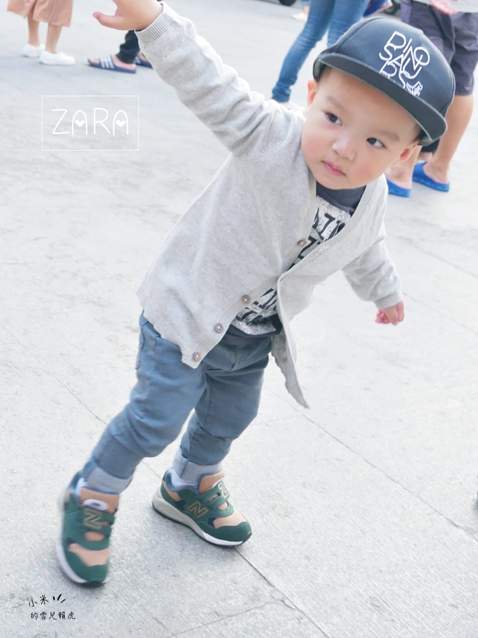 [BABY] Huhu秋季穿搭。依舊是1年前的小肉Hu~