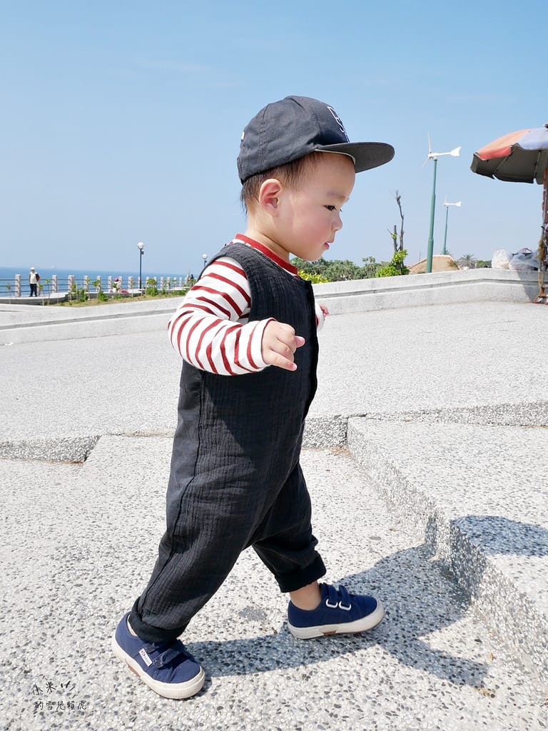 [BABY] Huhu冬季穿搭。依舊是1年前的小肉Hu