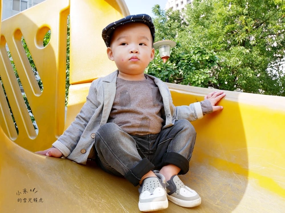 [BABY] Huhu冬季穿搭。依舊是1年前的小肉Hu