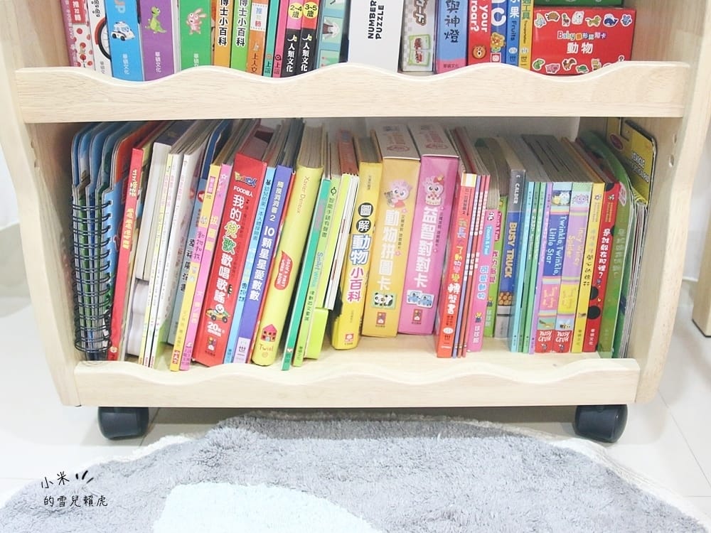 [BABY] MesaSilla幼兒實木家具。養成寶寶閱讀的好習慣~